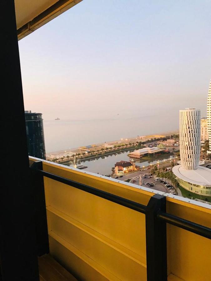 Ferienwohnung Аппартаменты В Батуми С Видом На Море В Orbi City Exterior foto